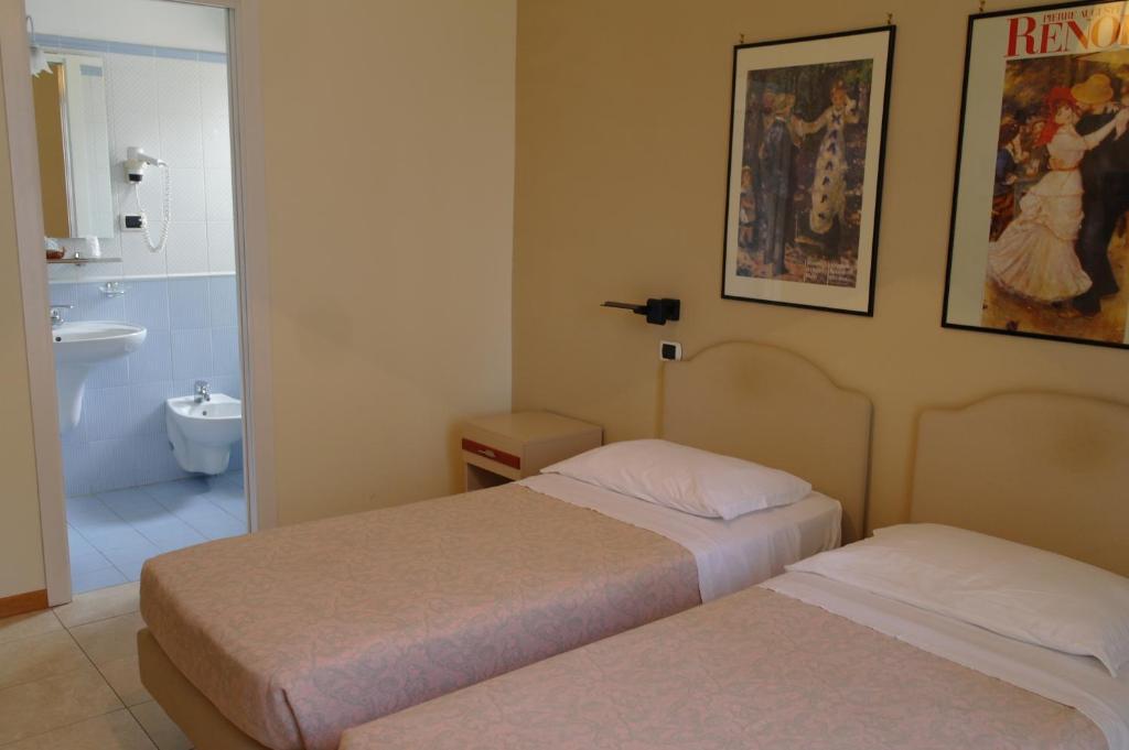 Hotel Armando' S Sulmona Ruang foto