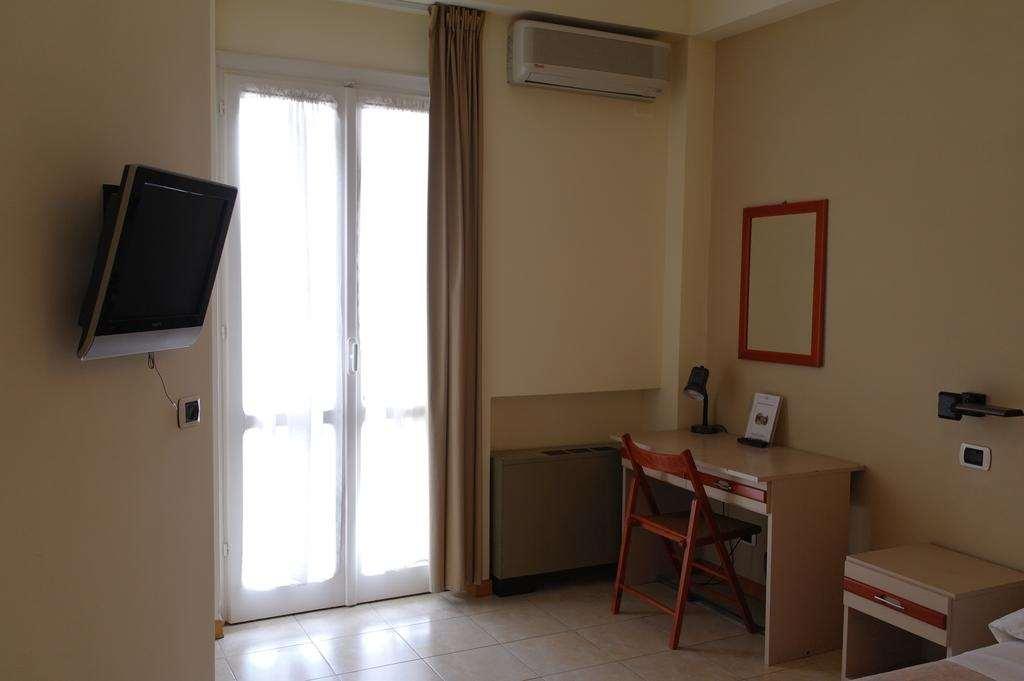 Hotel Armando' S Sulmona Ruang foto