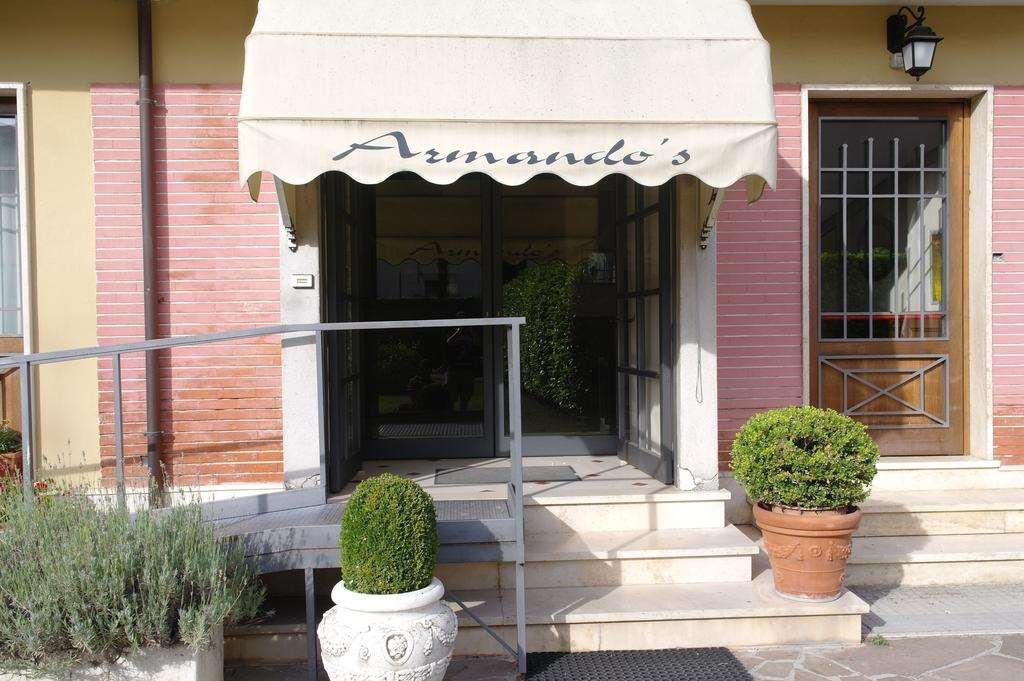 Hotel Armando' S Sulmona Bagian luar foto