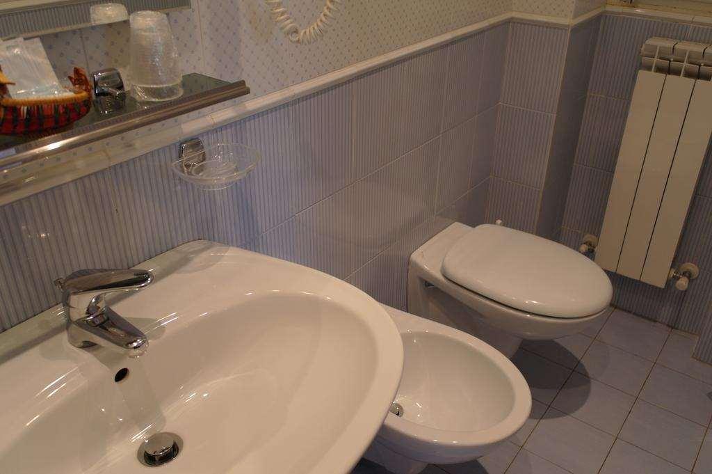 Hotel Armando' S Sulmona Ruang foto